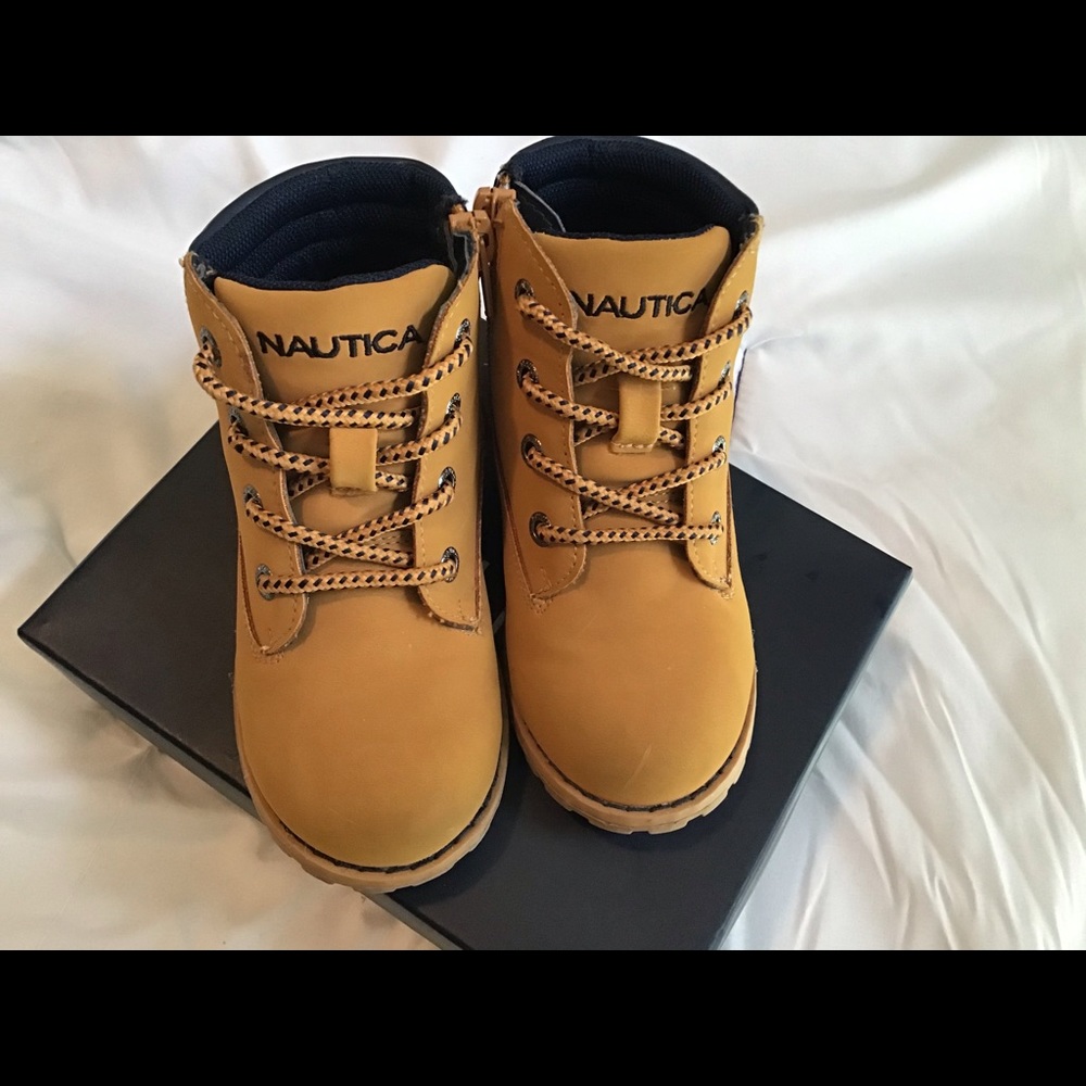 Nautica - Size 8 - Toddler